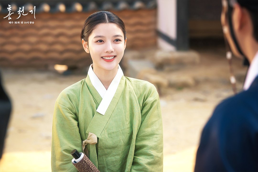 3 razones por las que los espectadores están cautivados por Kim Yoo Jung en