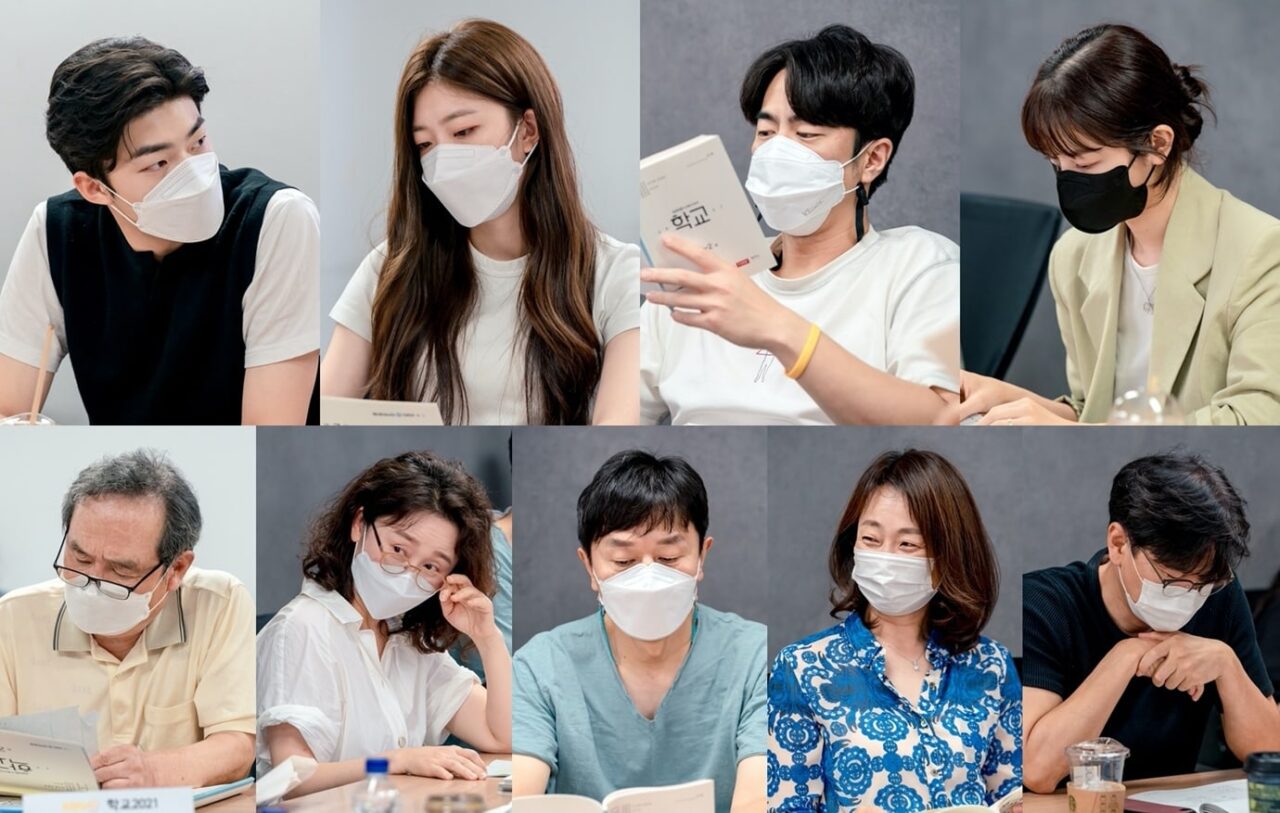 Kim Yo Han, Cho Yi Hyun, Chu Young Woo, Hwang Bo Reum Byeol y más asisten a la lectura de guión de “School 2021”