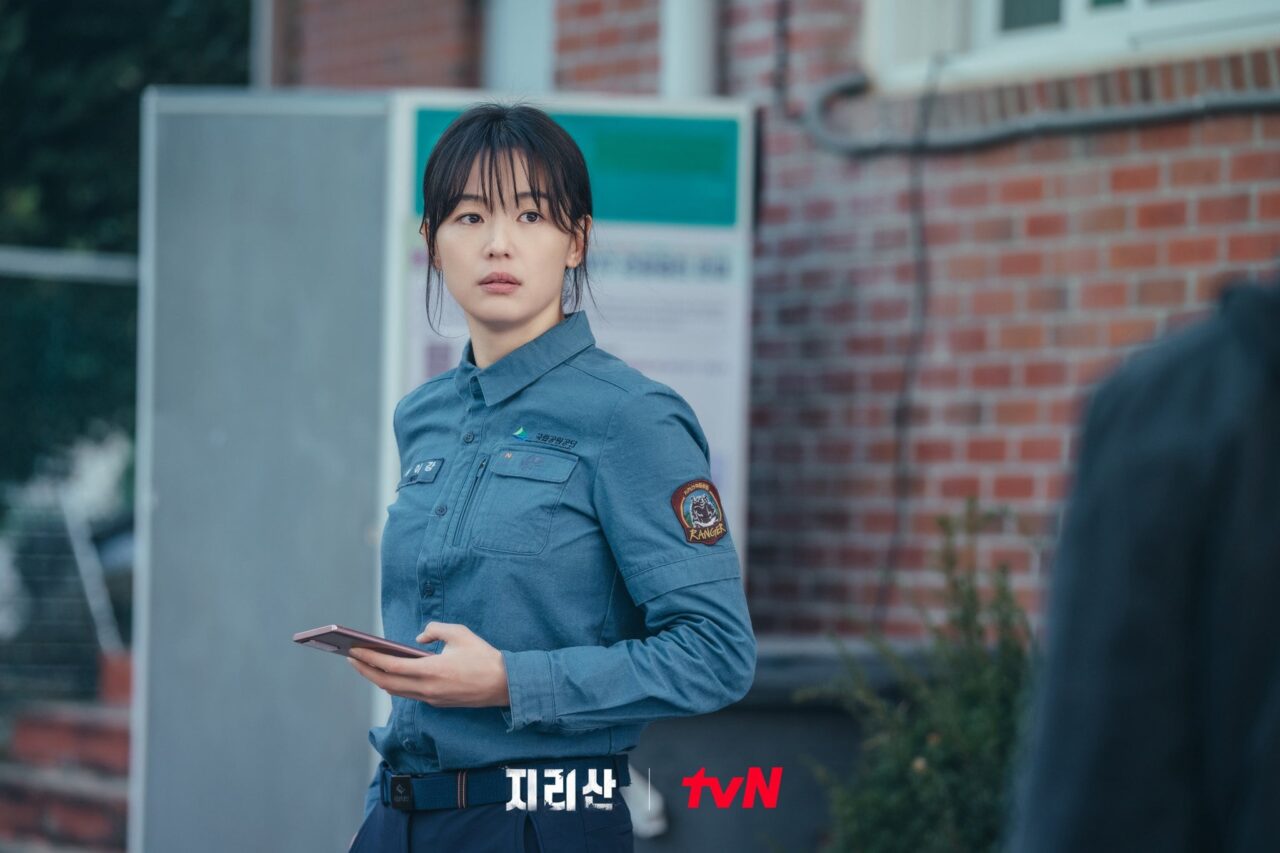 Jun Ji Hyun se enfrenta al sospechoso de terror Yoon Ji On mientras Joo Ji Hoon encuentra pistas en