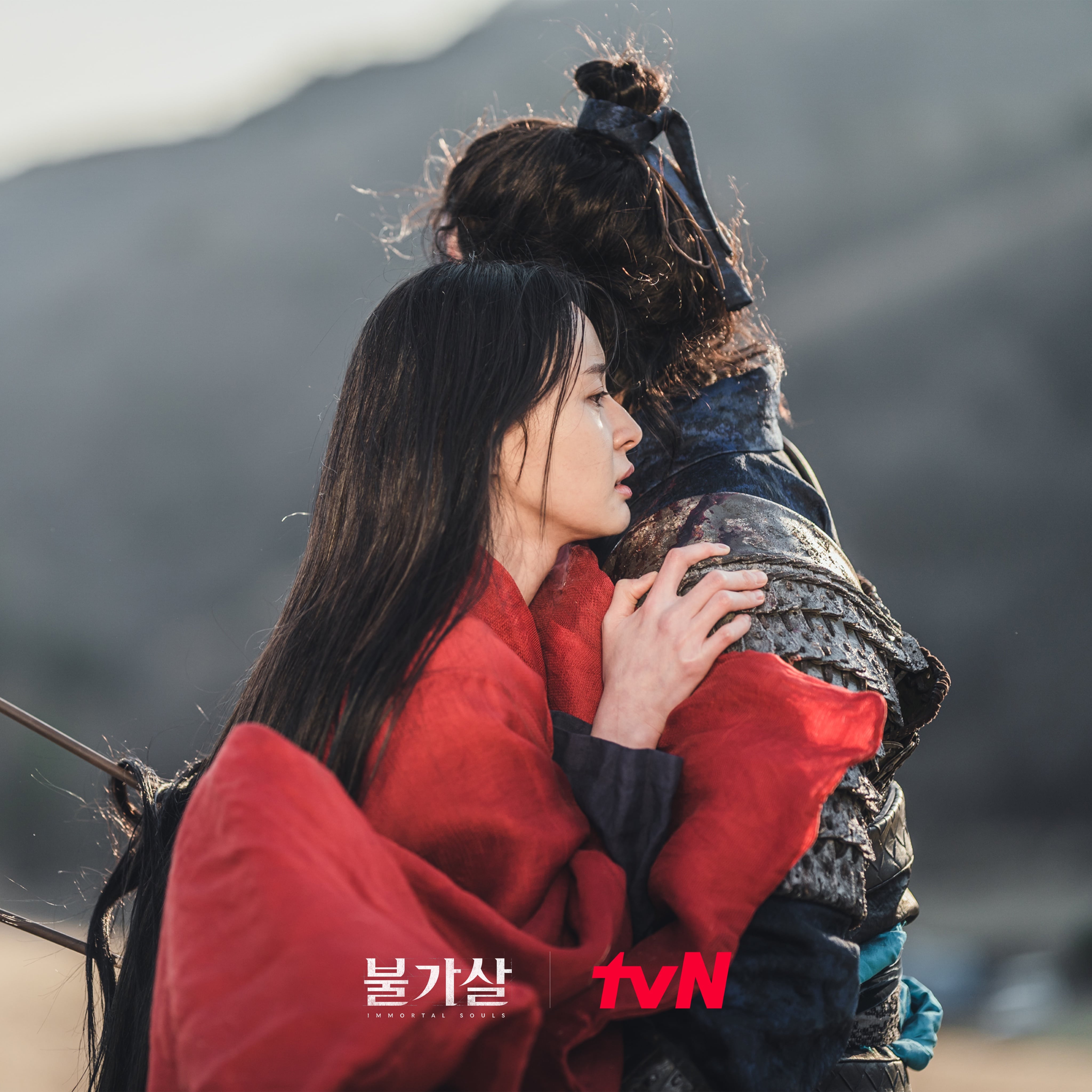 El romance de Lee Jin Wook y Kwon Nara tiene un comienzo retorcido en el nuevo drama 