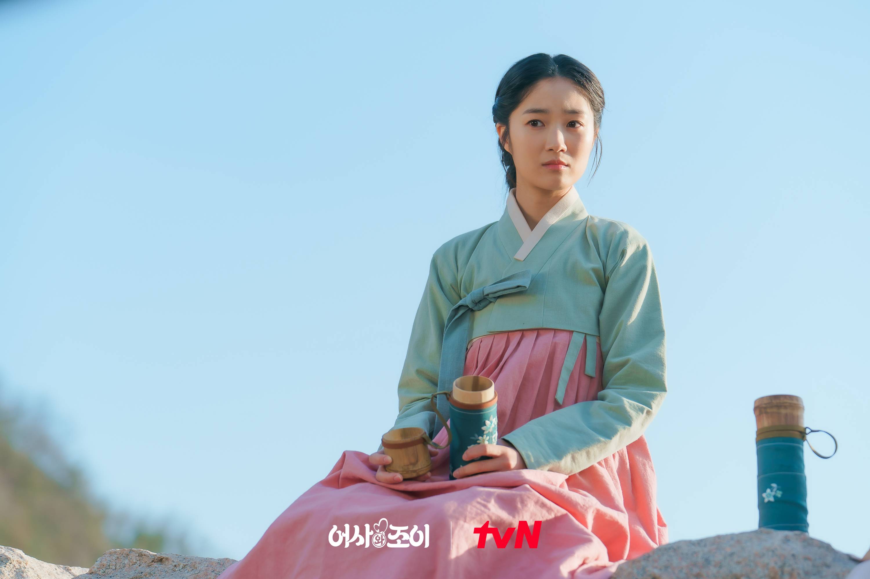 Taecyeon de 2PM y Kim Hye Yoon tienen sentimientos encontrados mientras se enredan en situaciones imprevistas en 