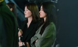 Song Hye Kyo y Choi Hee Seo lloran mientras ven a Park Hyo Joo tomar la pasarela en