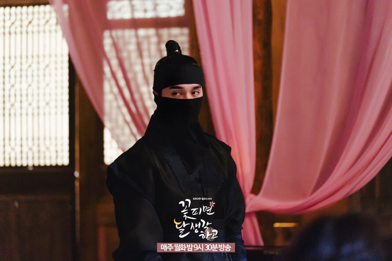 Yoo Seung Ho enfrenta peligro al traspasar el territorio de Moon Yoo Kang en “Moonshine”