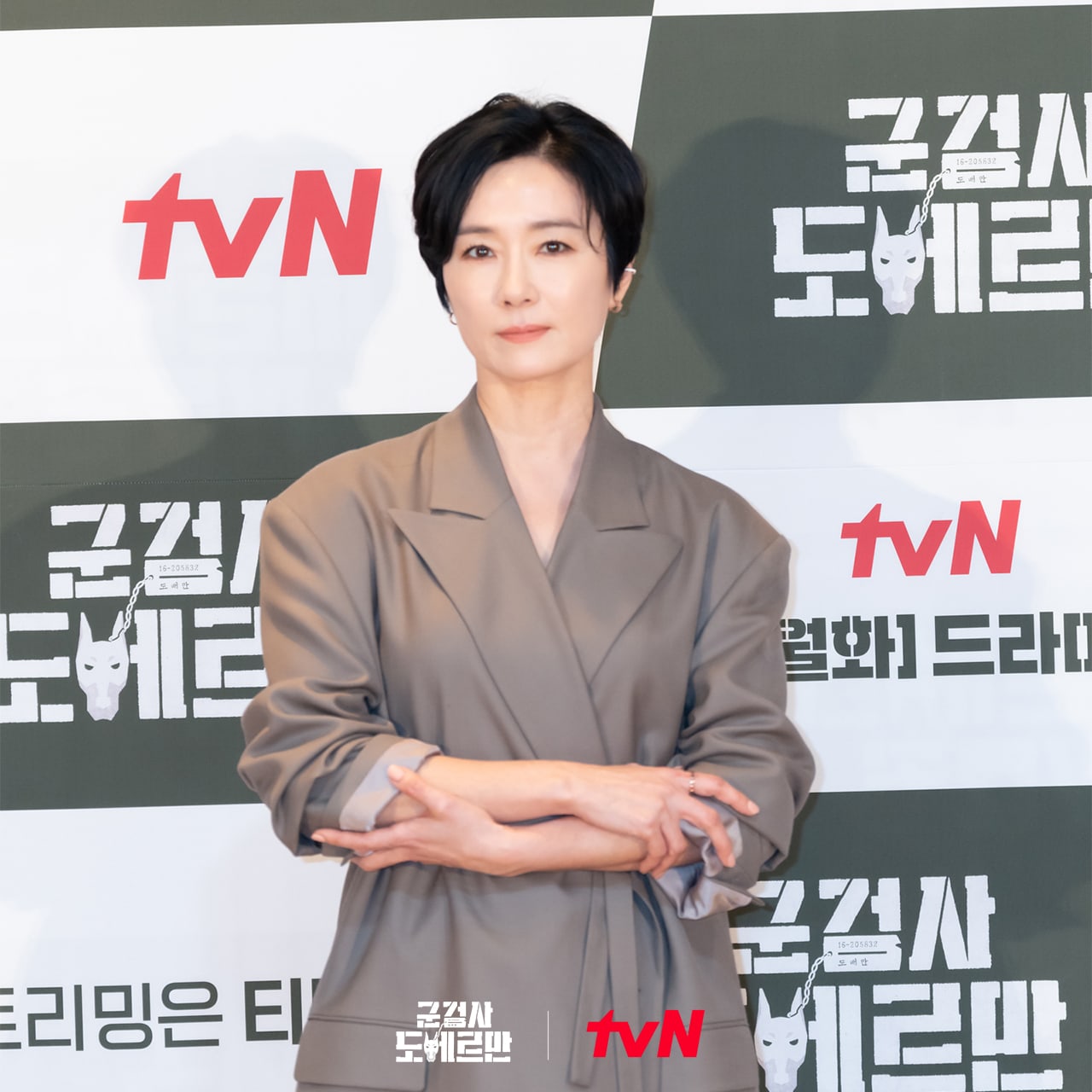 Ahn Bo Hyun, Jo Bo Ah y más hablan sobre por qué eligieron protagonizar “Military Prosecutor Doberman” + Qué distingue al drama