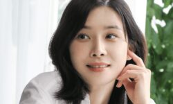 Lee Bo Young en conversaciones para protagonizar nuevo drama sobre agencia de publicidad